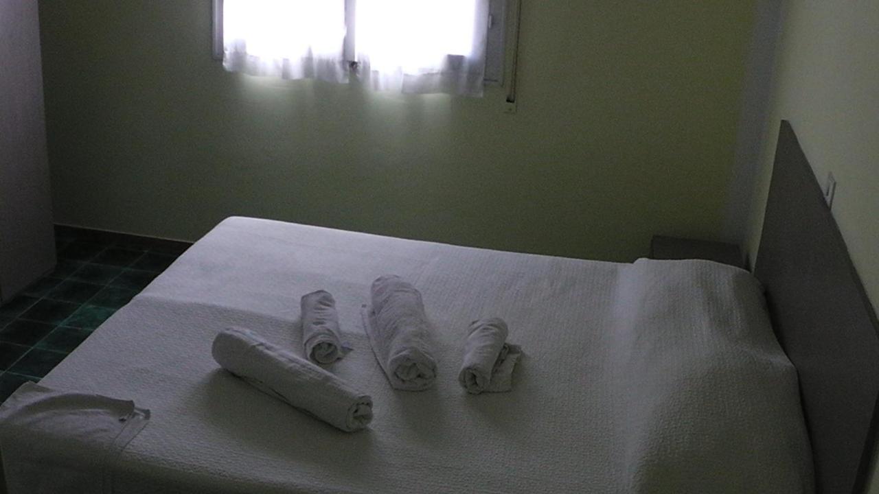 Hotel Villa Lorena Rimini Oda fotoğraf