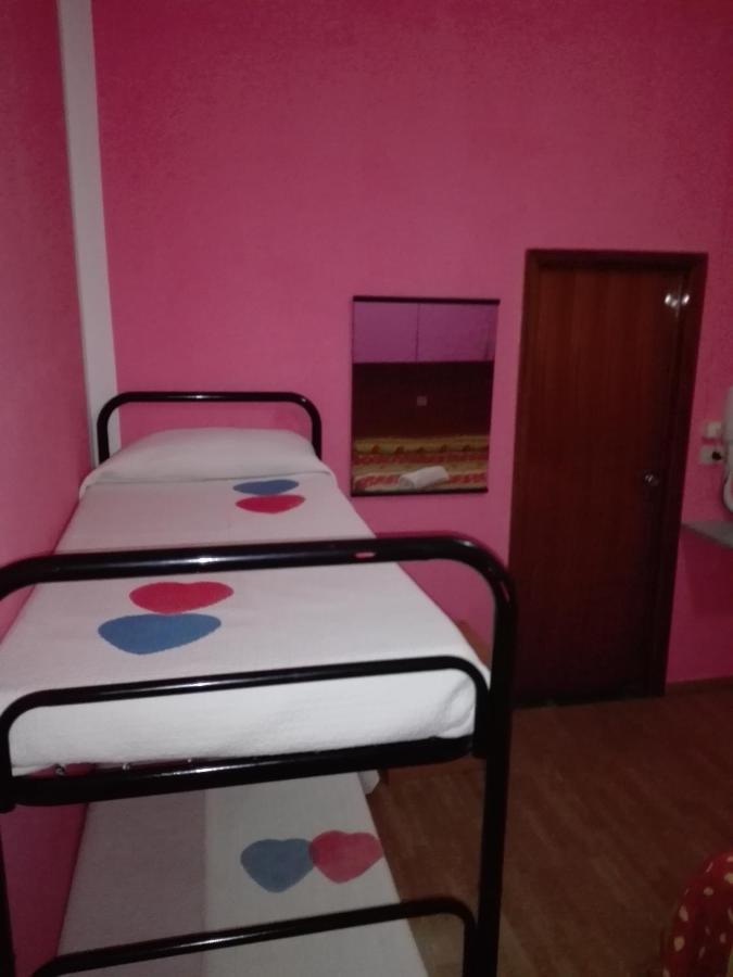 Hotel Villa Lorena Rimini Dış mekan fotoğraf