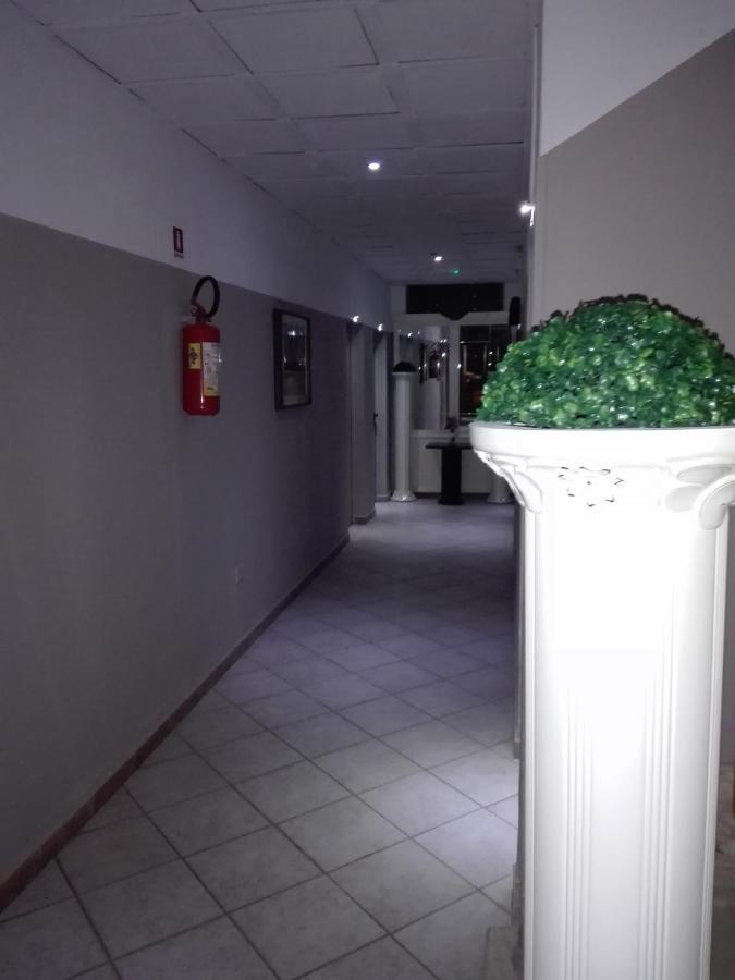 Hotel Villa Lorena Rimini Dış mekan fotoğraf