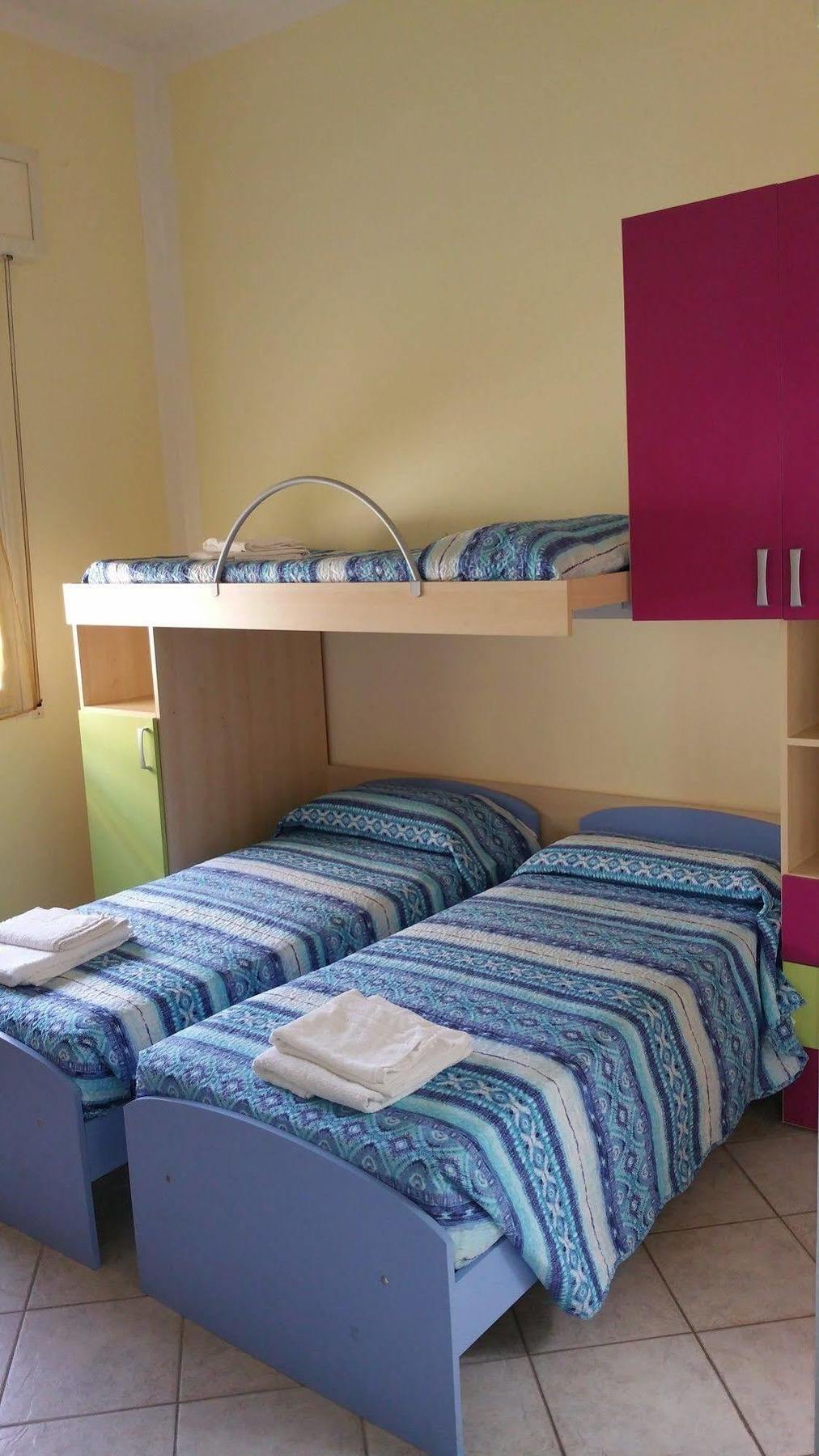 Hotel Villa Lorena Rimini Dış mekan fotoğraf